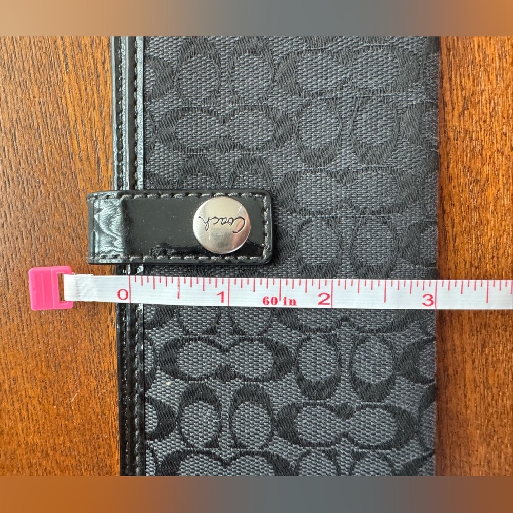 Coach Signature Black Canvas Slim Wallet W/ Patent Leather Trim - Picture 13 of 15
